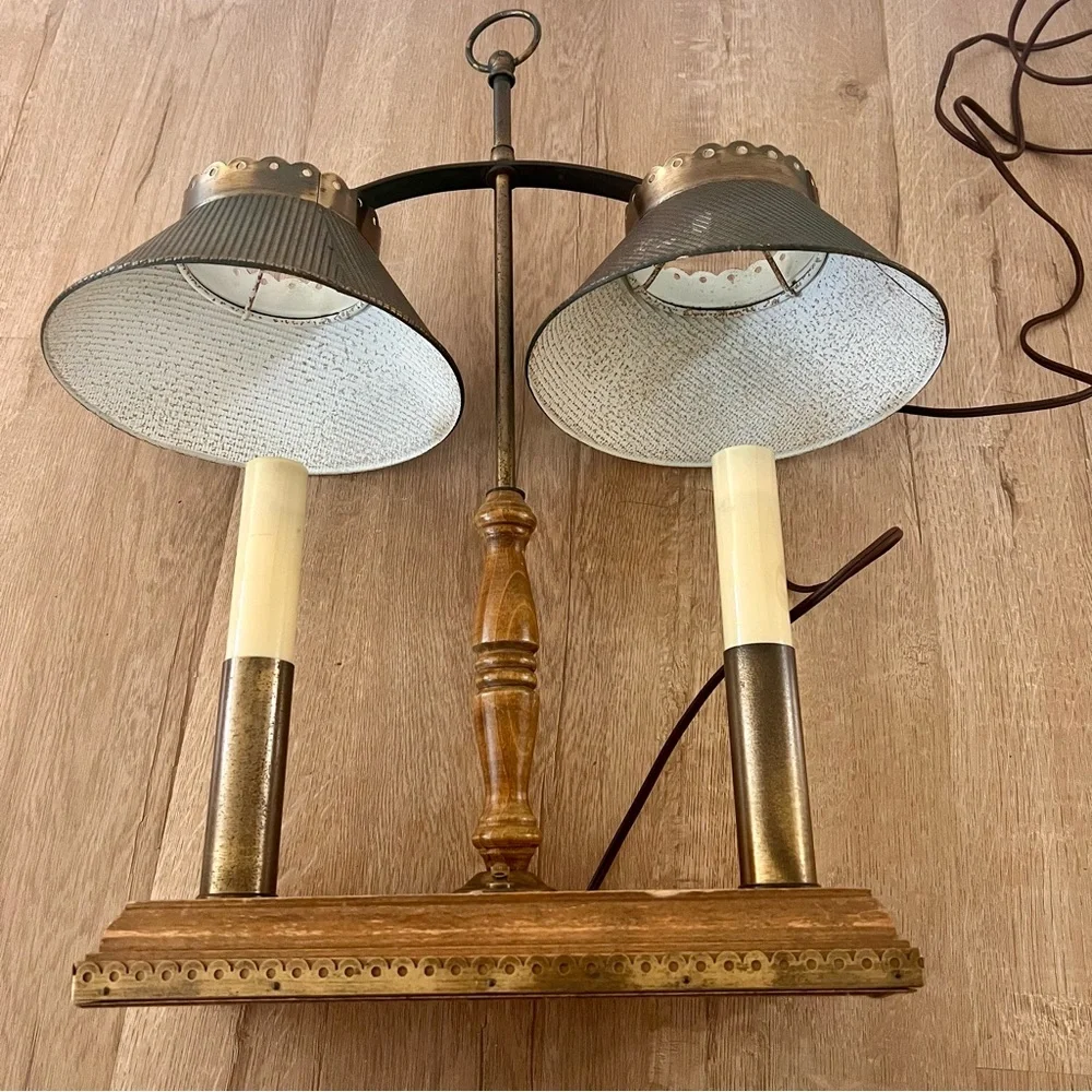 RARE Vtg Mid Century Hollywood Regency Feldman Co Label Brass Shades Table‎ Lamp